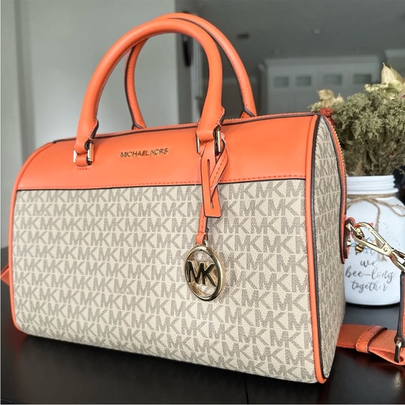 NWT NIP Michael Kors MK Jet Set Travel Medium Duffle Bag Satchel Poppy Orange - Picture 4 of 8